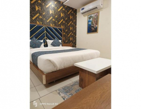 Hotel RR, Vadodara